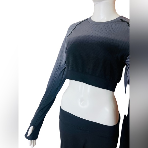 JustStrong crop long sleeve shaping fabric top gray to black size 2X - Picture 1 of 7